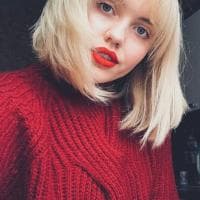 Mari Lily