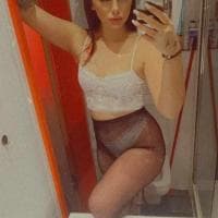 Laura profile photo